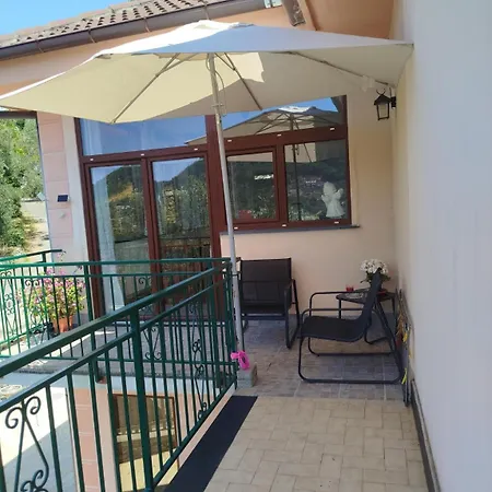 Salva's House Lejlighed Chiavari